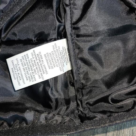 Swiss Tech Vest - Picture 5 of 8